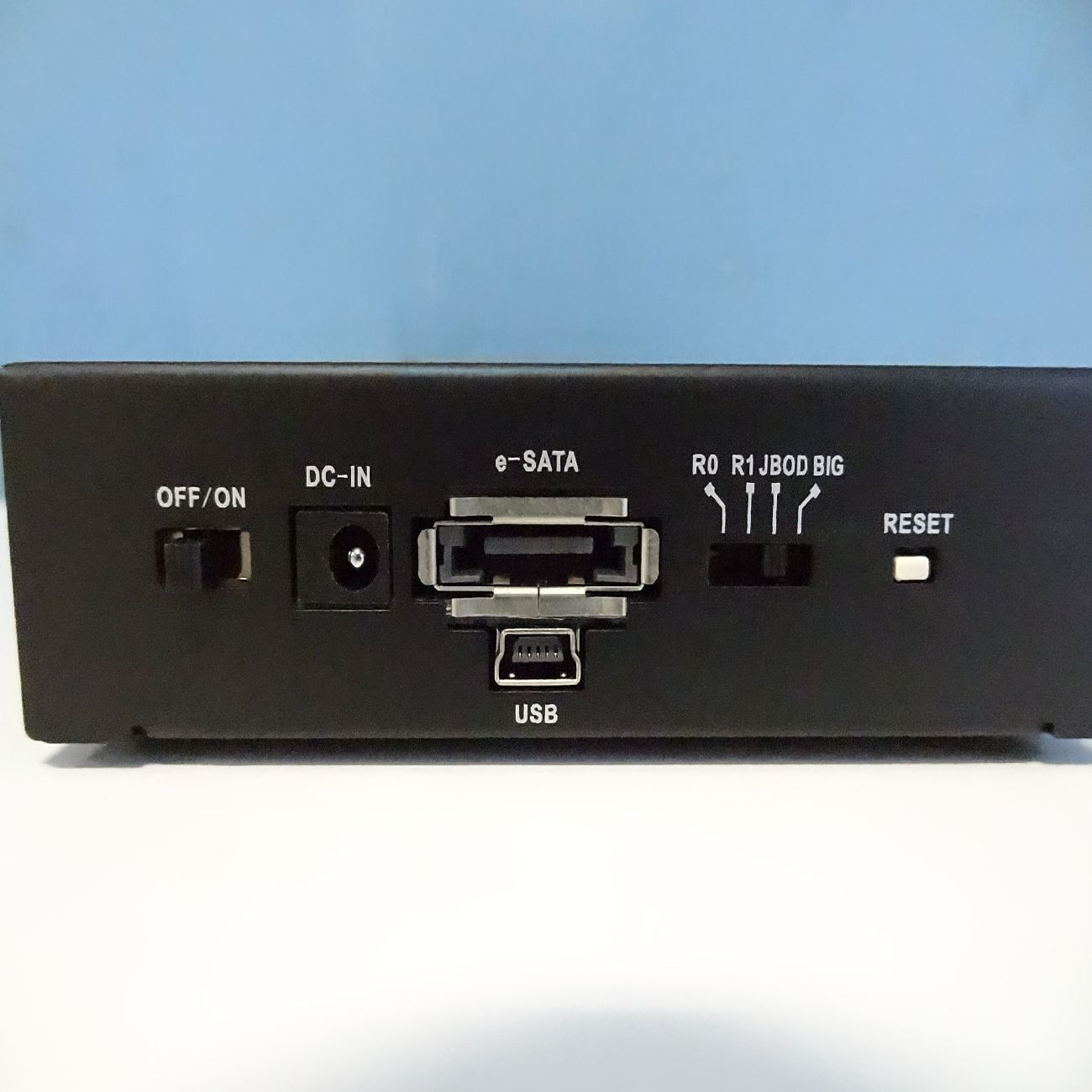 裸族の二世帯住宅USB3.0 たやすく HDDケース 裸族の二世帯住宅USB3.0 たやすく HDDケース