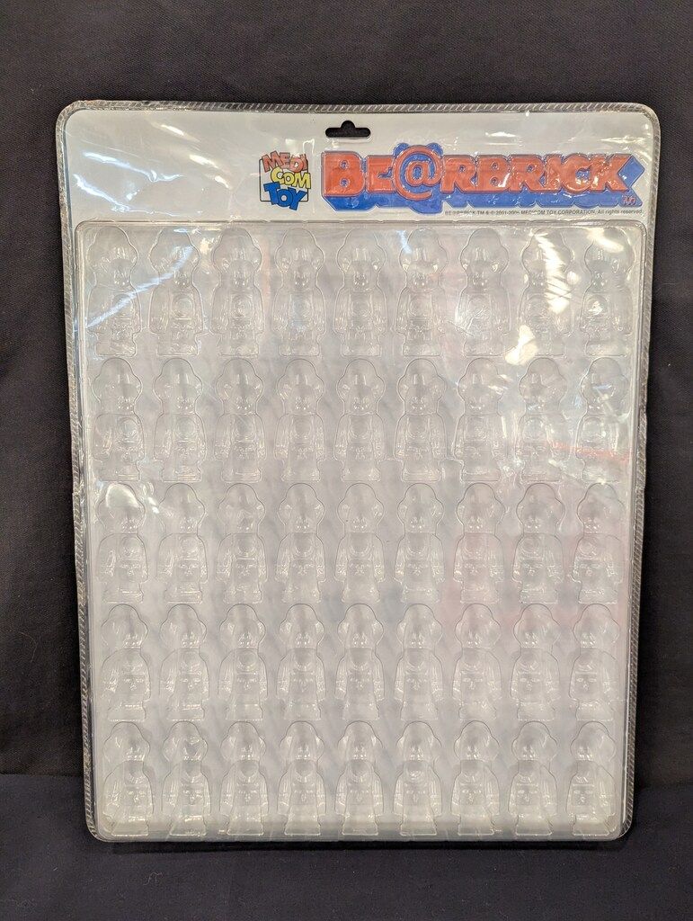 MEDICOMTOY BE@RBRICK DISPLAYBLISTERBOARD(白)