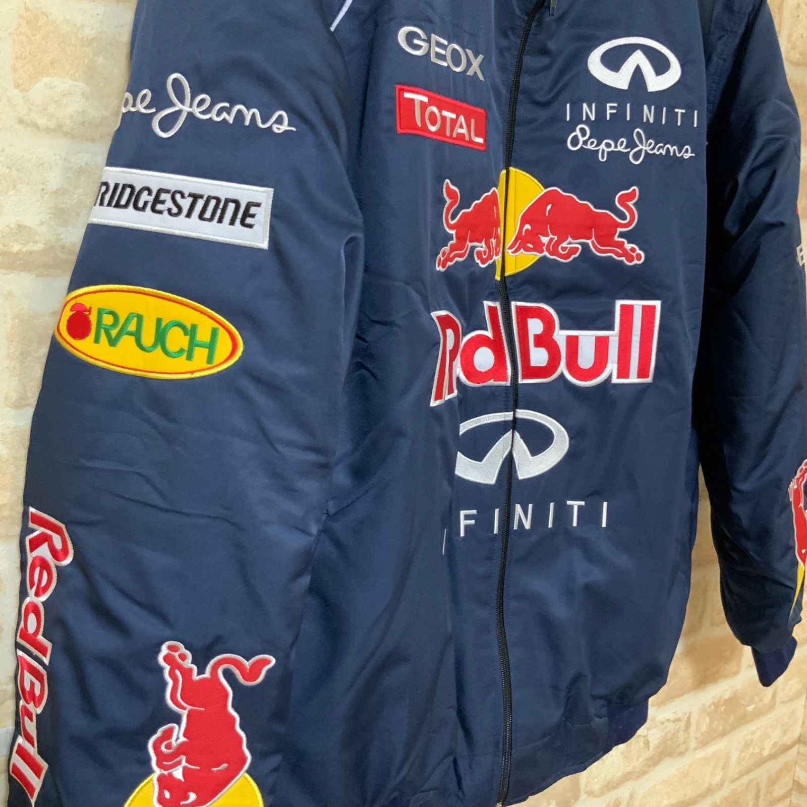 83%OFF!】 新品未使用‼️ Red Bull レーシングジャケット econet.bi