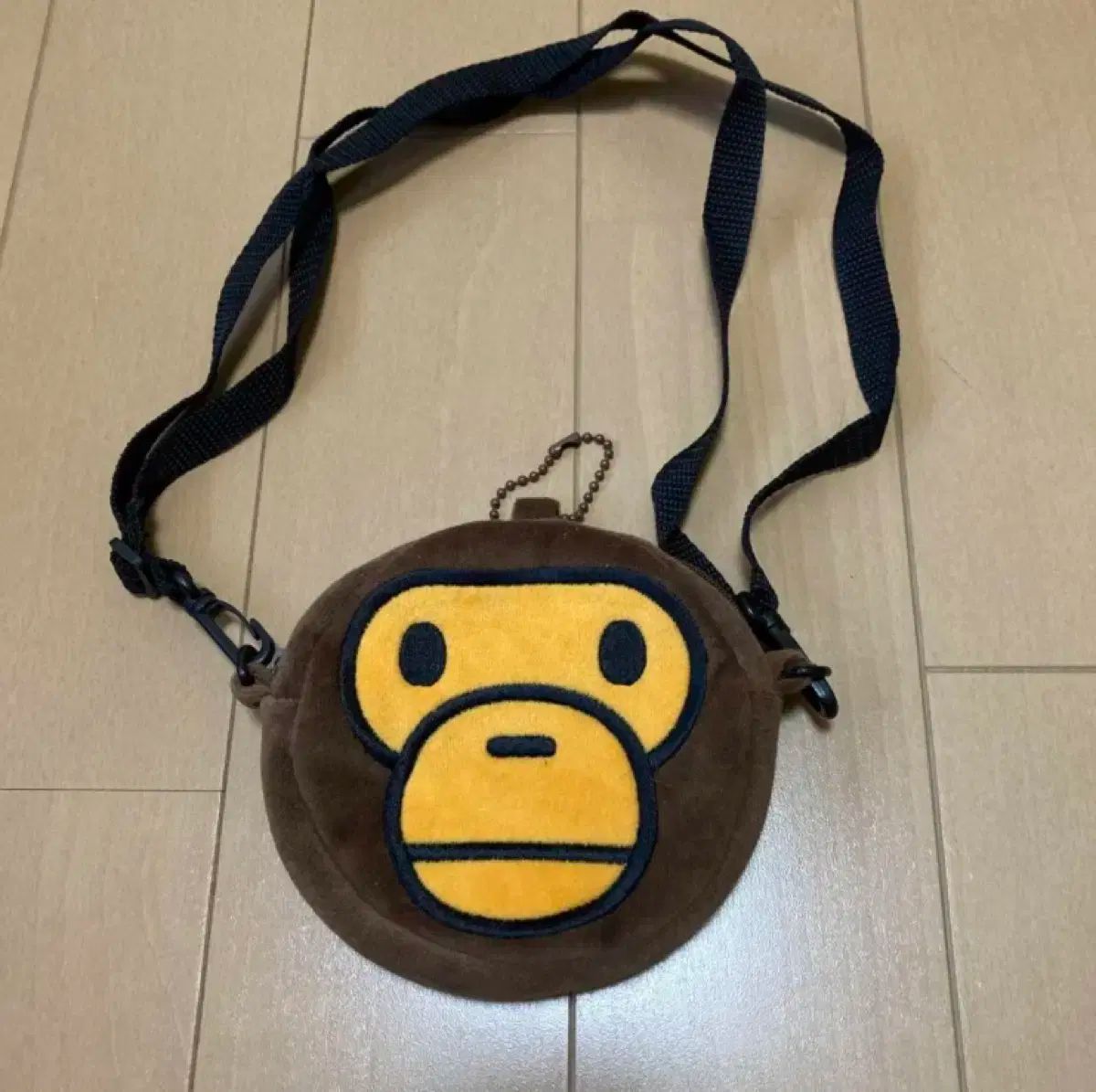 アベイシングエイプ モバイルクリーナーストラップ ☆新品☆ BAPE