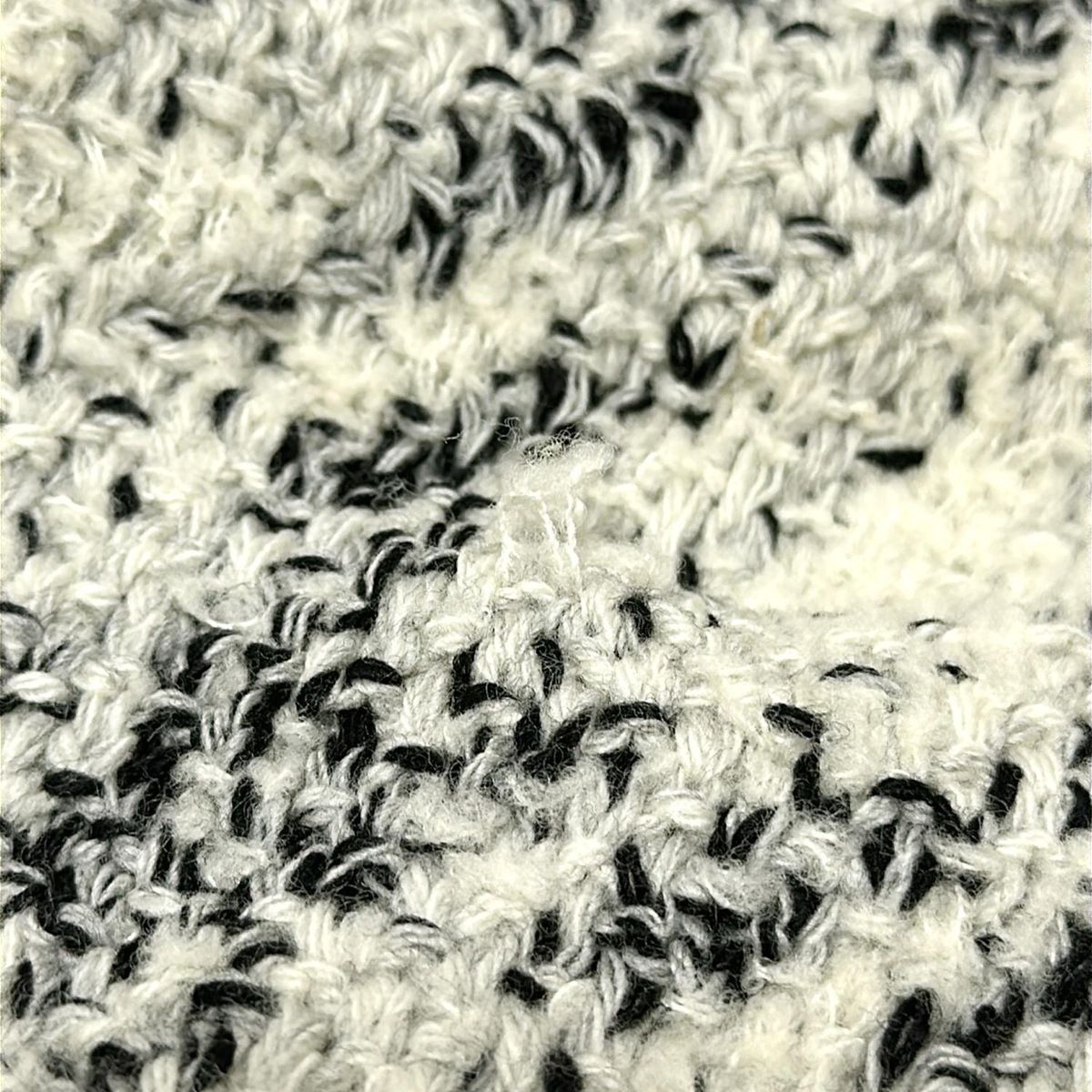  theory セオリー 長袖セーター サイズS レディース - アイボリー×黒 クルーネック 長袖 ニット セーター