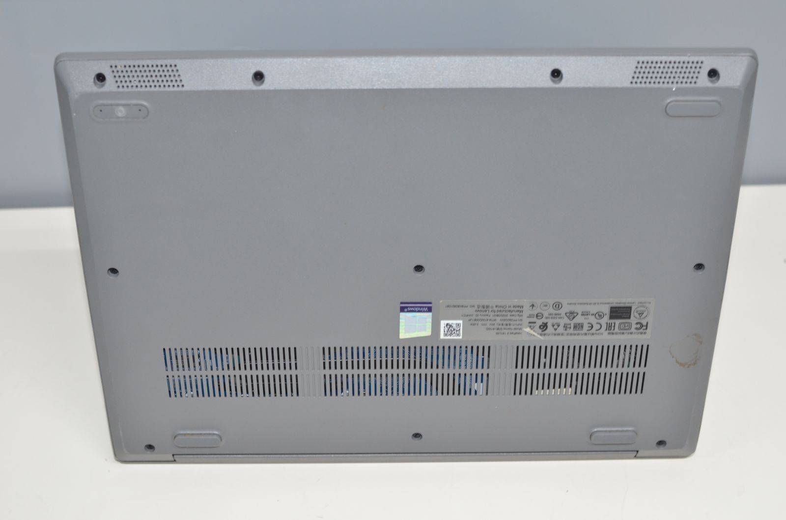 中古良品ノートパソコン LENOVO IdeaPad 3 14IIL05 Windows11+office