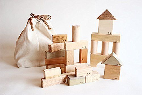 新着商品オークヴィレッジ 寄木の積木 ふくろ入り 国産材使用で無塗装 安心安全の木のおもちゃ 積み木 セット 知育