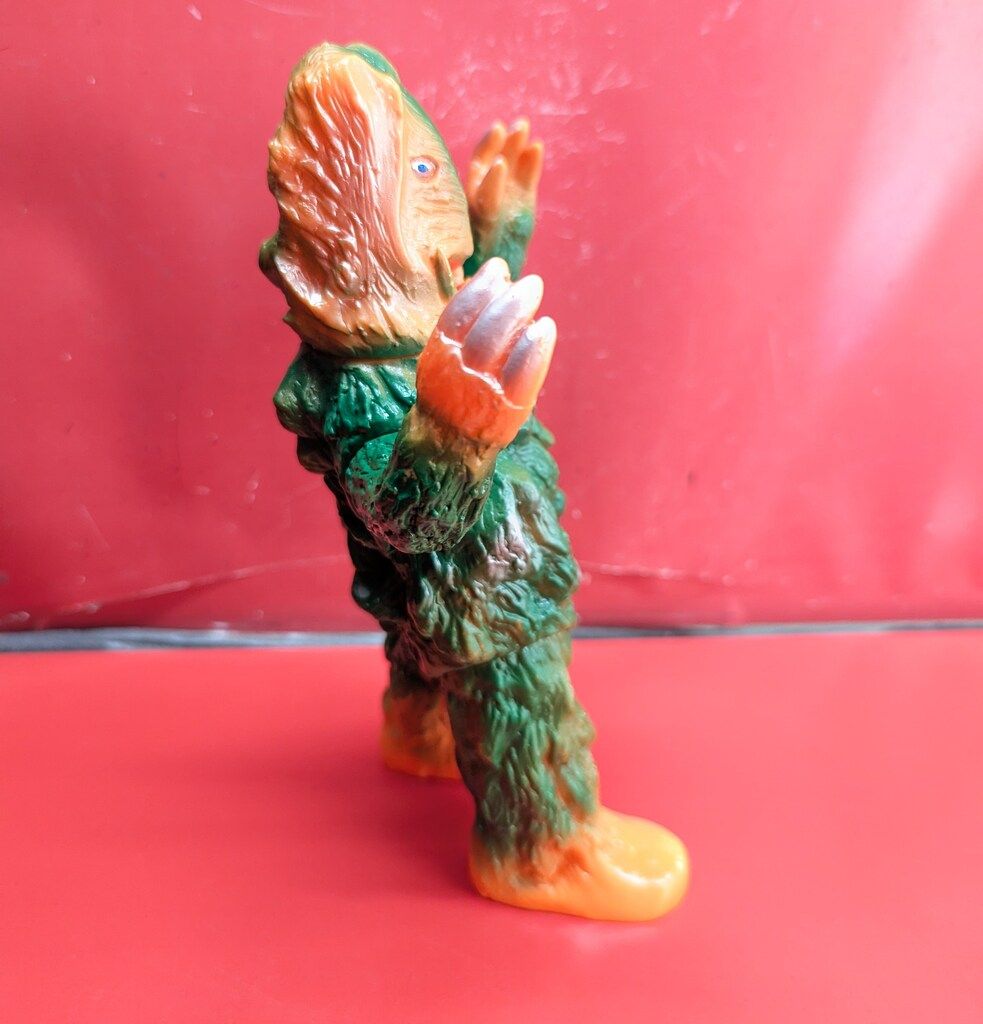 マルサン 復刻 ウルトラ怪獣シリーズ ザガラウス