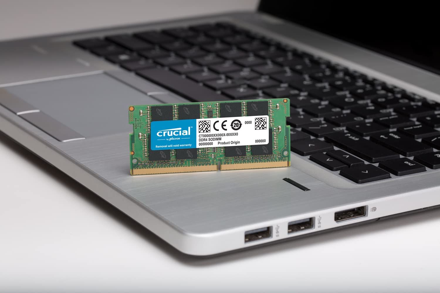 Crucial(Micron製) ノートPC用 メモリ PC4-21300(DDR4-2666) 16GB×1枚