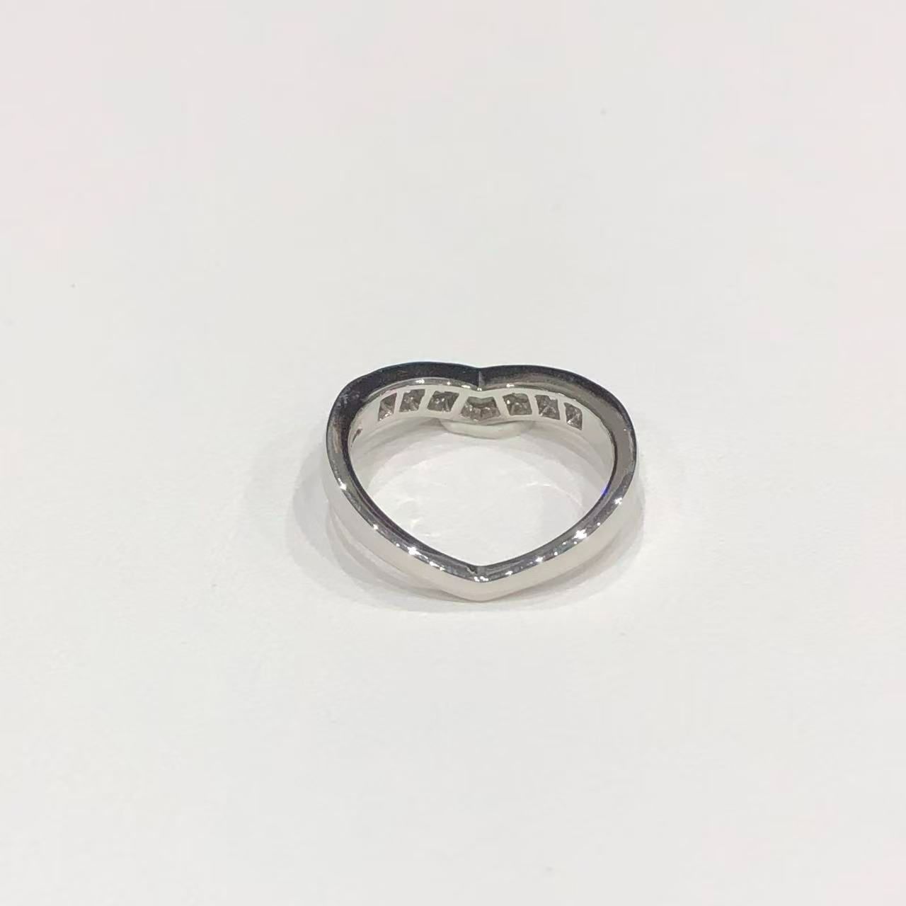 ティファニー TIFFANY＆Co. Vバンド リング Pt950 ダイヤモンド 指輪 9