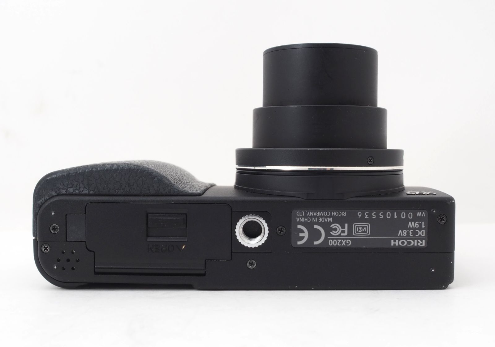 美品】RICOH リコー GX200 コンパクトデジタルカメラ【送料無料