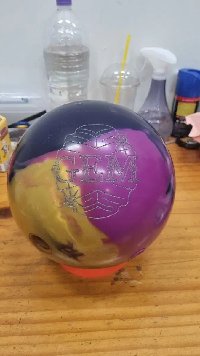 ボーリングボール 節約 15p ジャム MOTIV クリムゾンジャッカル 15