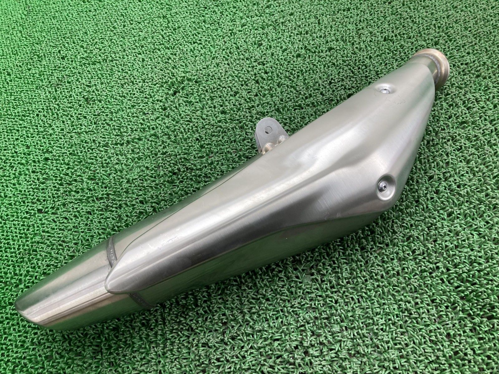 790デューク サイレンサーマフラー 641.05.083.000 KTM 純正 中古