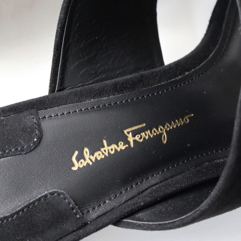値下げ！！Ferragamo フェラガモのヴァラ ミュールサンダル ☆韓国の人気☆【FERRAGAMO】☆ヴァラサンダル VAR.A☆関税込