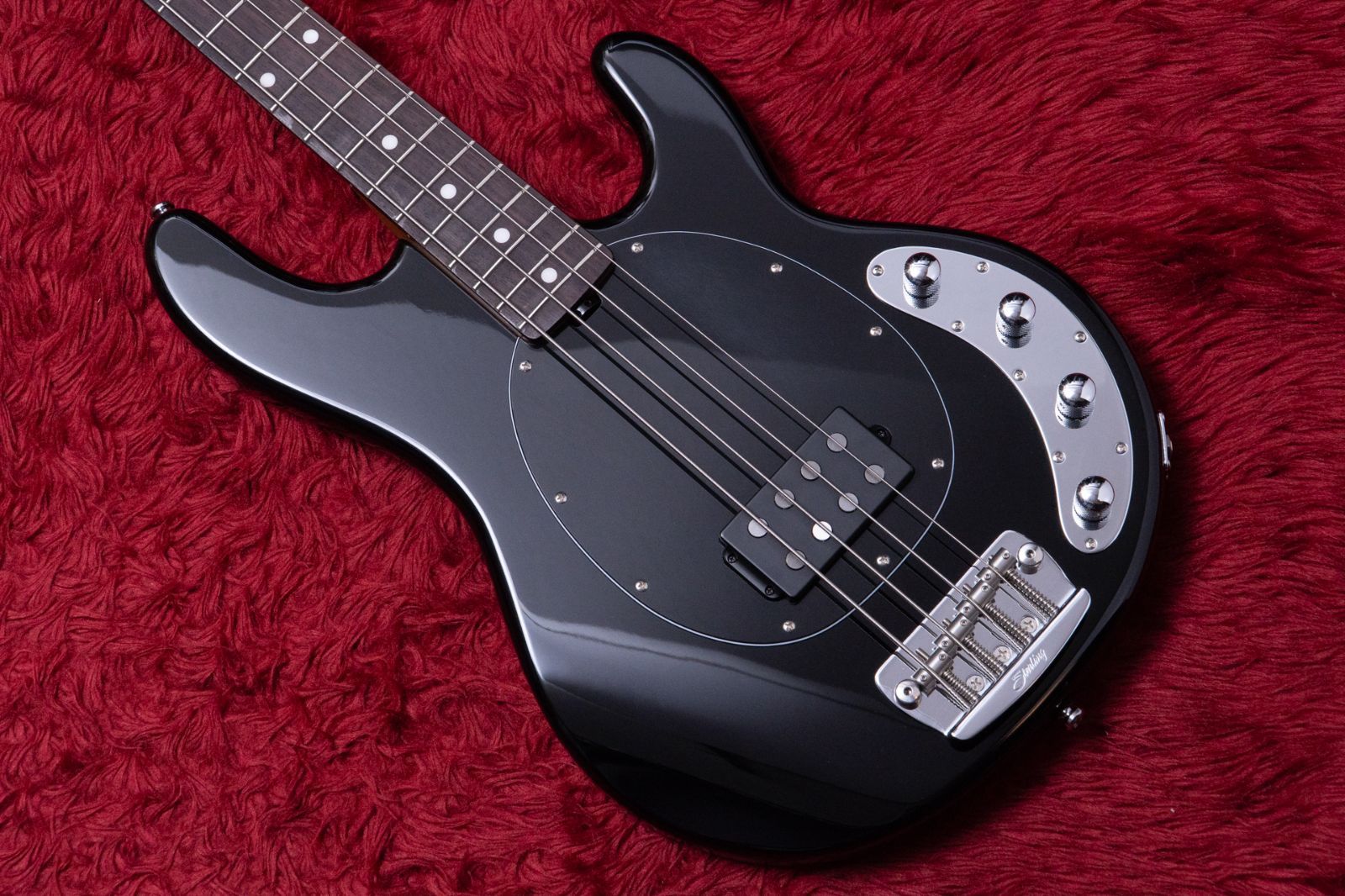 used Sterling by MUSIC MAN | Ray34-R2 BLK 4.355kg SR70045 GIB横浜