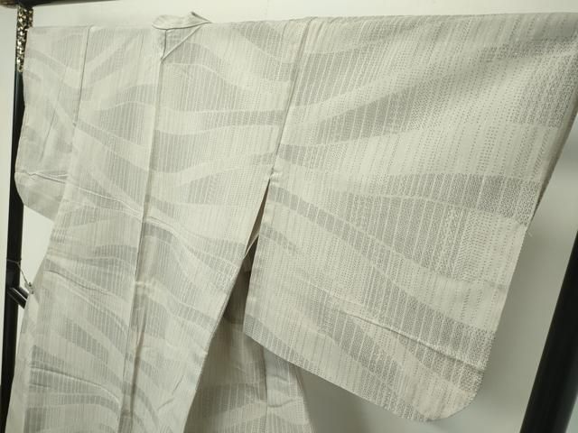 横段文 亜麻色地