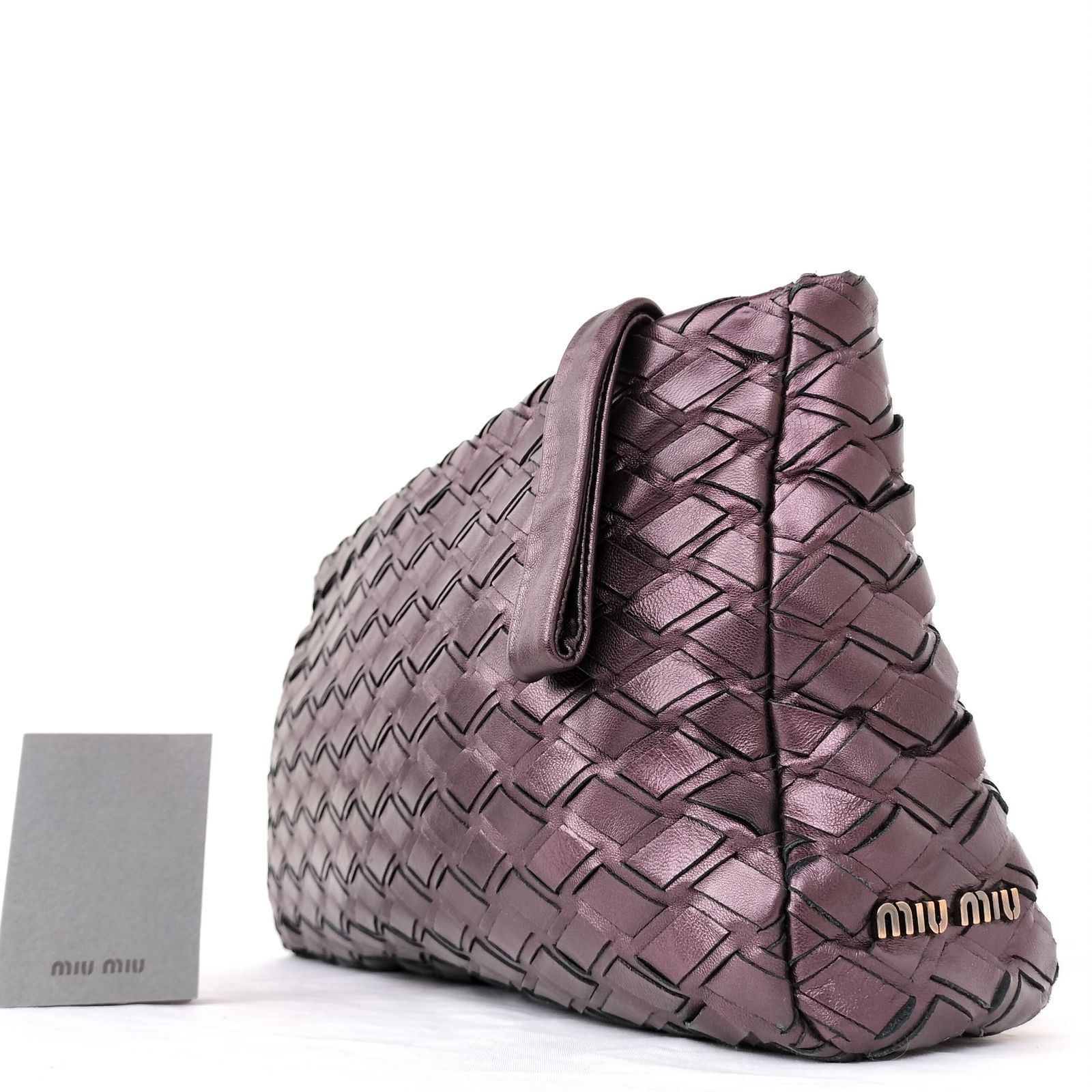 miu miu プリーツデザイン クラッチバッグ