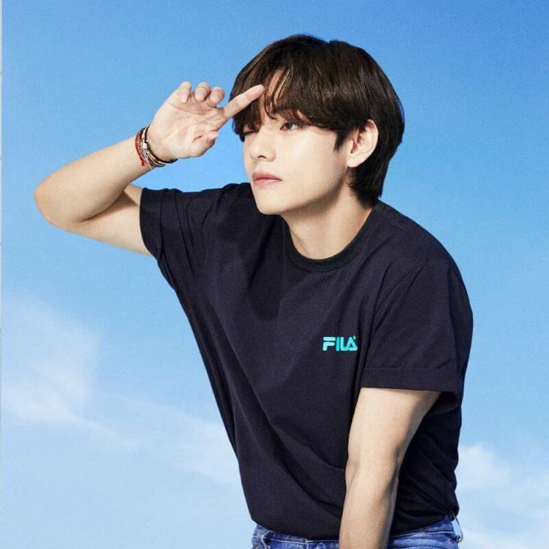 FILA フィラ ★半袖 Tシャツ(新品)/BTS V(テヒョン)着用モデル 限 新品 FILA フィラ 半袖Tシャツ BTS着用モデル テテ 綿100