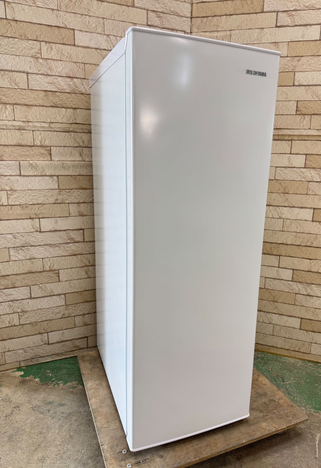 高年式 大阪 3か月保障付き 冷蔵庫 アイリスオーヤマ 1ドア KUSN-8B-W IR-714