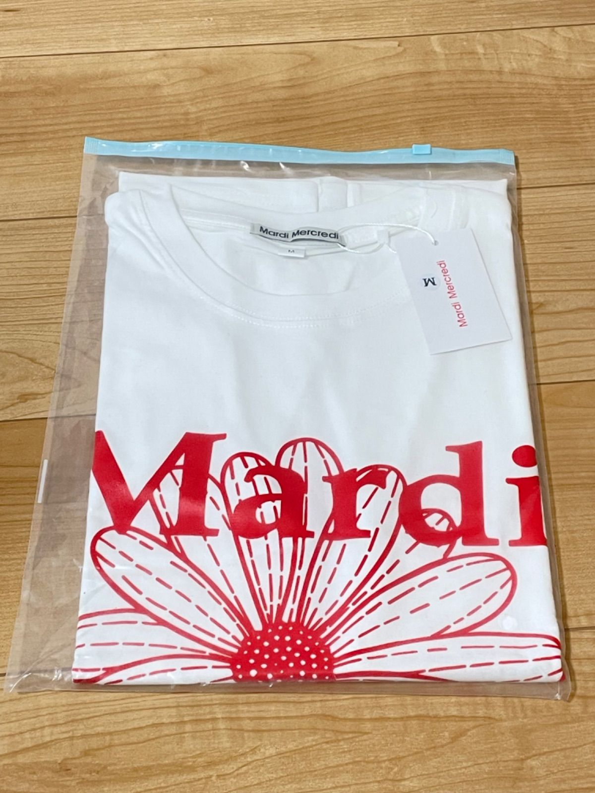 Mardi Mercredi　マルディメクルディ　海外輸入品　フラワーTシャツ　ホワイト　レッド　グリーン　レディース　花柄　おしゃれ　トップス　半袖　丸ネック　ロゴTシャツ　コットン　カジュアル　可愛い