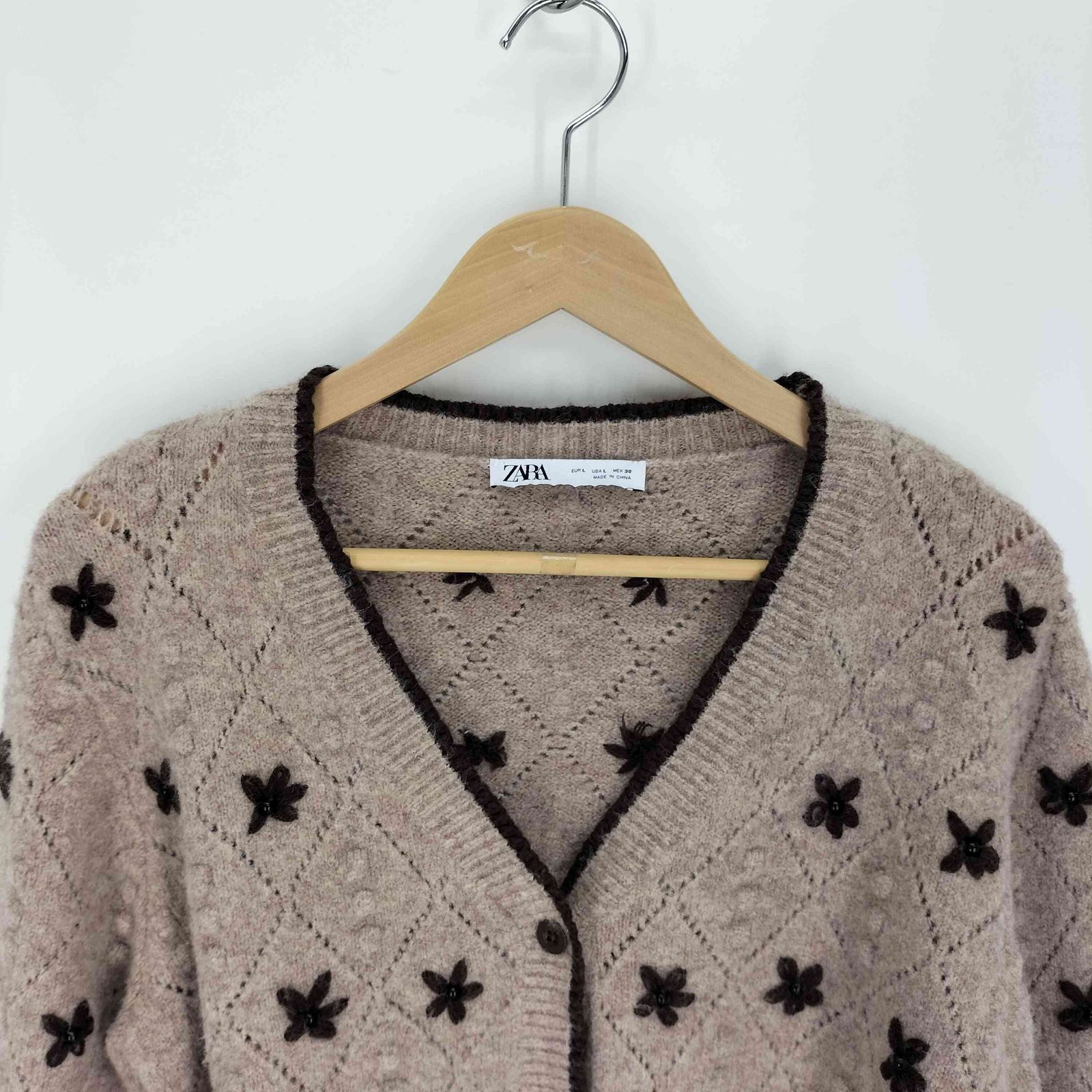 ザラ ZARA お花刺繍 ビーズ デザイン ニット カーディガン