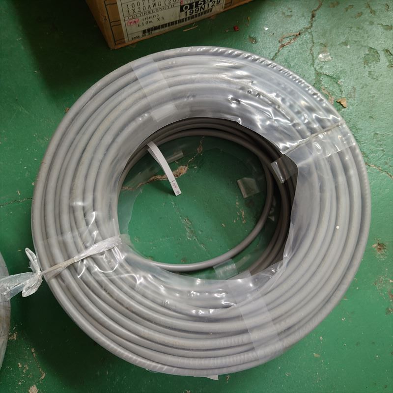 VCTケーブル，2SQ-3C，灰，富士電線，85m