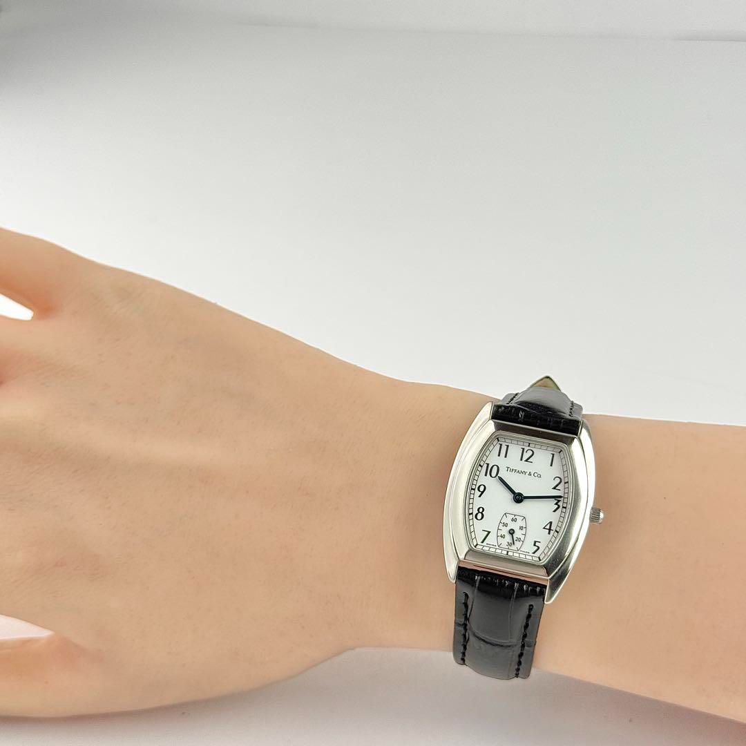 ティファニー クラシック トノー ベルト 電池 レディース腕時計646