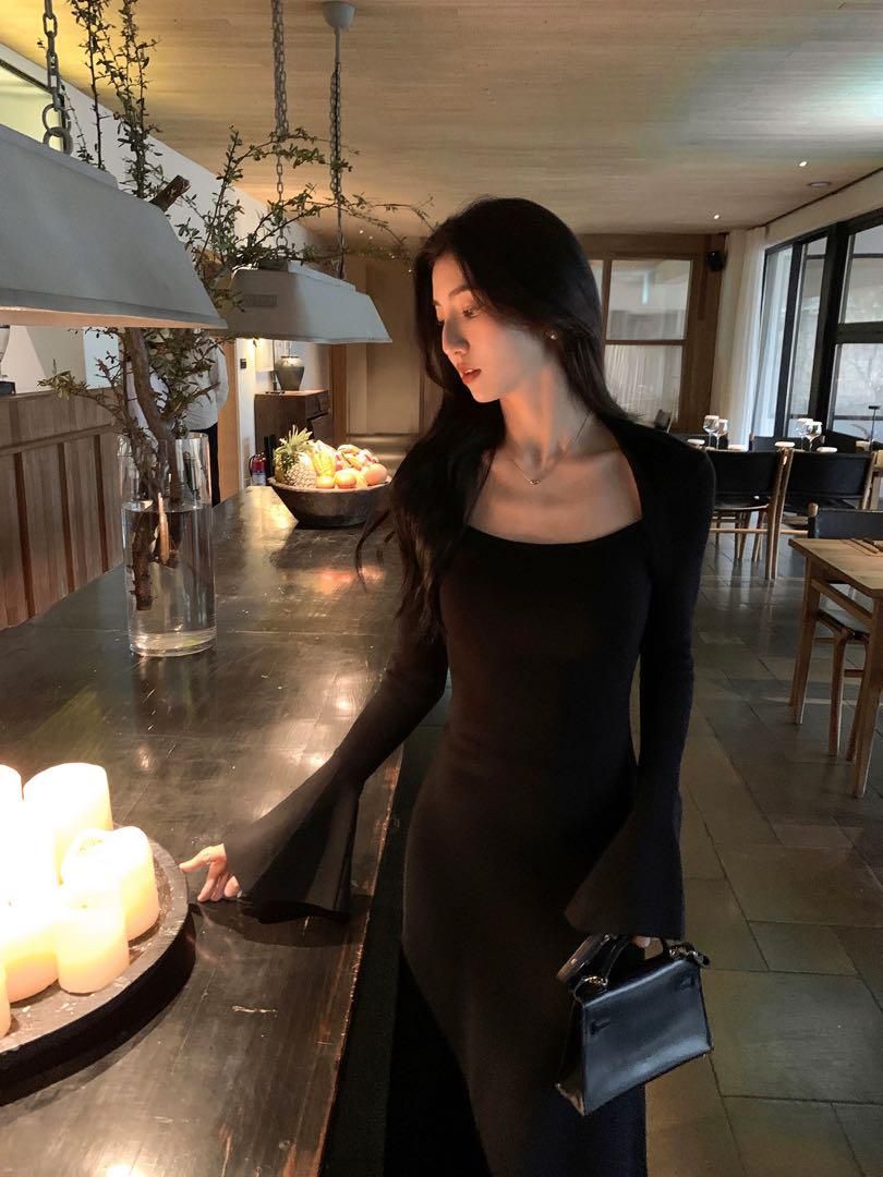 上品ロングニットワンピース モテ服