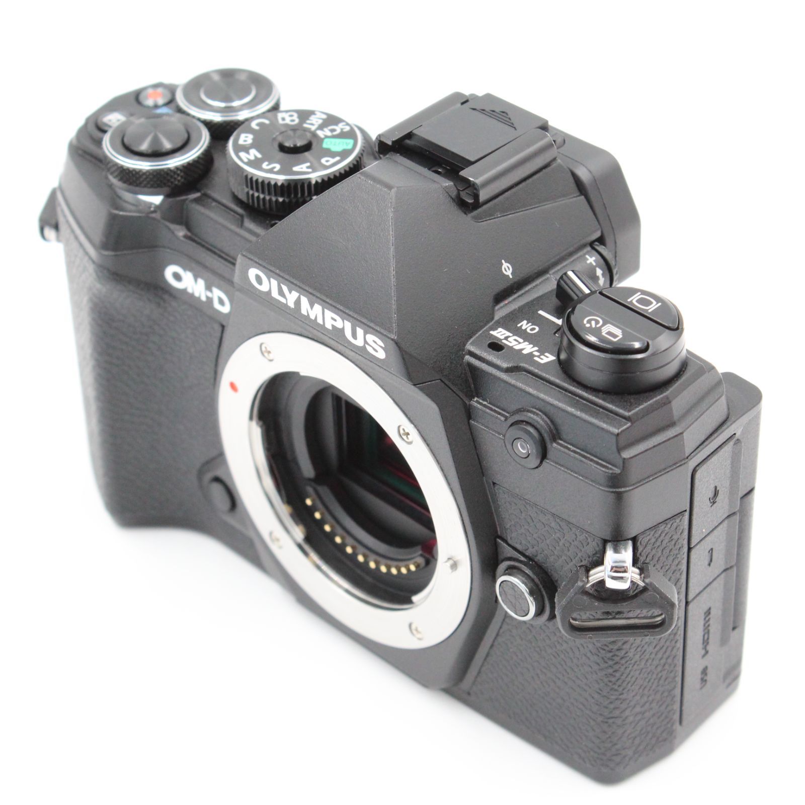 ショット数3698回。★新品級★ OLYMPUS オリンパス OM-D E-M5 Mark III ボディ ブラック