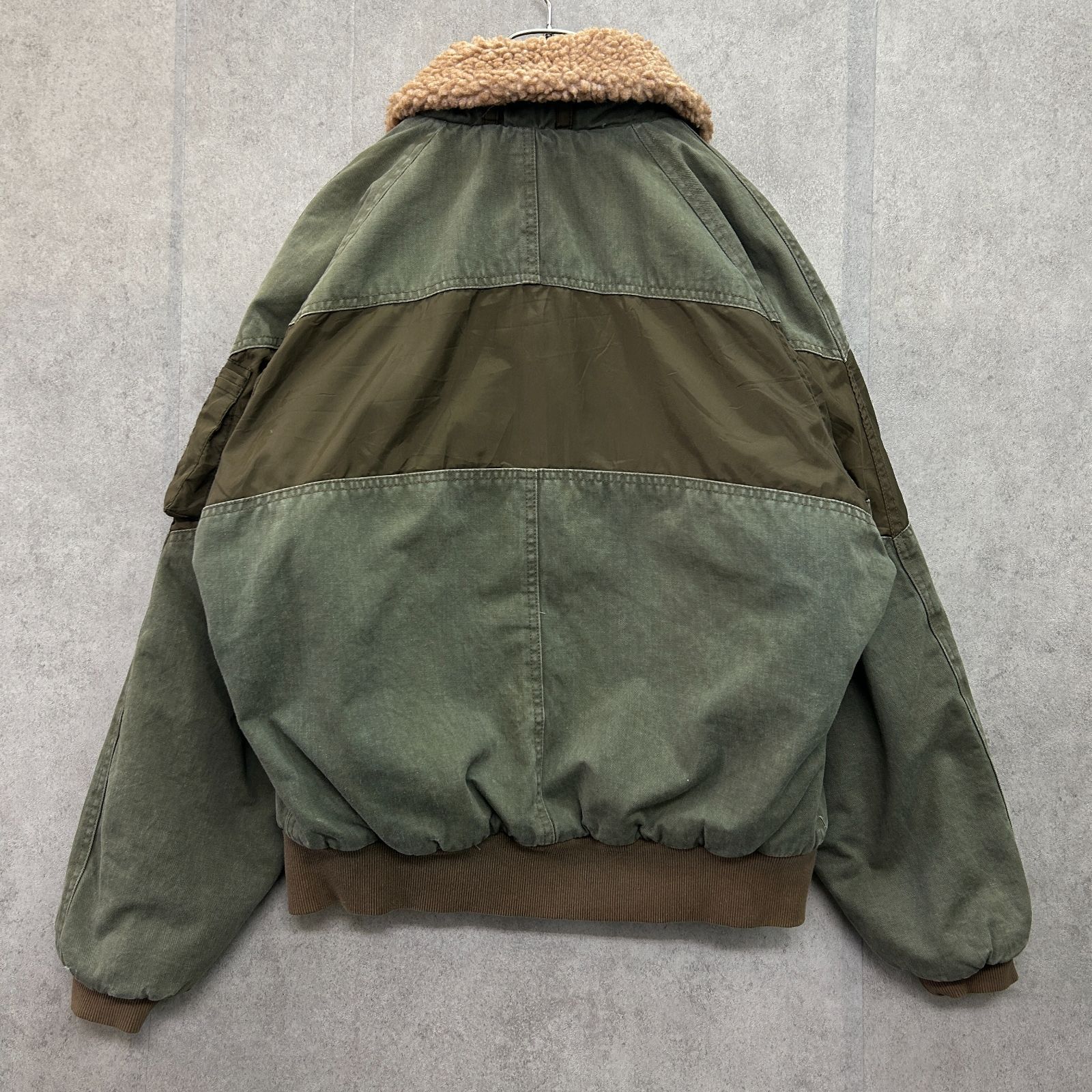ARCTIC EQUIPMENT ミリタリー サンプリング フライト ボンバー 