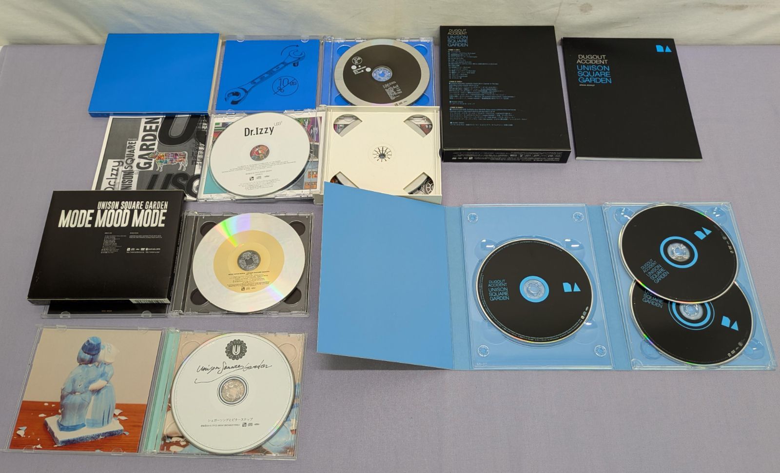 あー UNISON SQUARE GARDEN CD・DVDセット Amazon.co.jp: UNISON SQUARE GARDEN 20th Anniversary LIVE