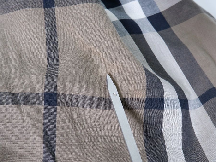 ✟ BURBERRY