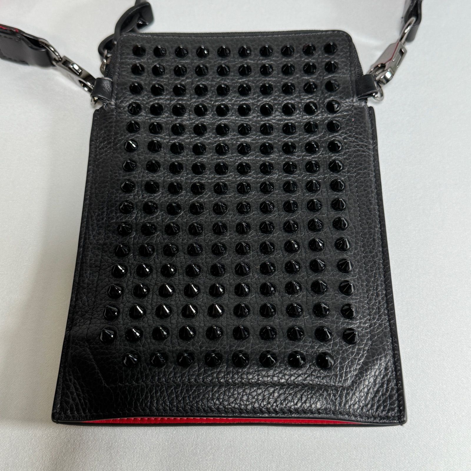 CHRISTIAN LOUBOUTINクリスチャンルブタンLoubilab phone pouch