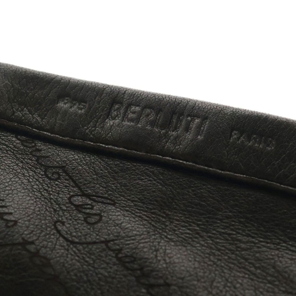 ブラウン レザー