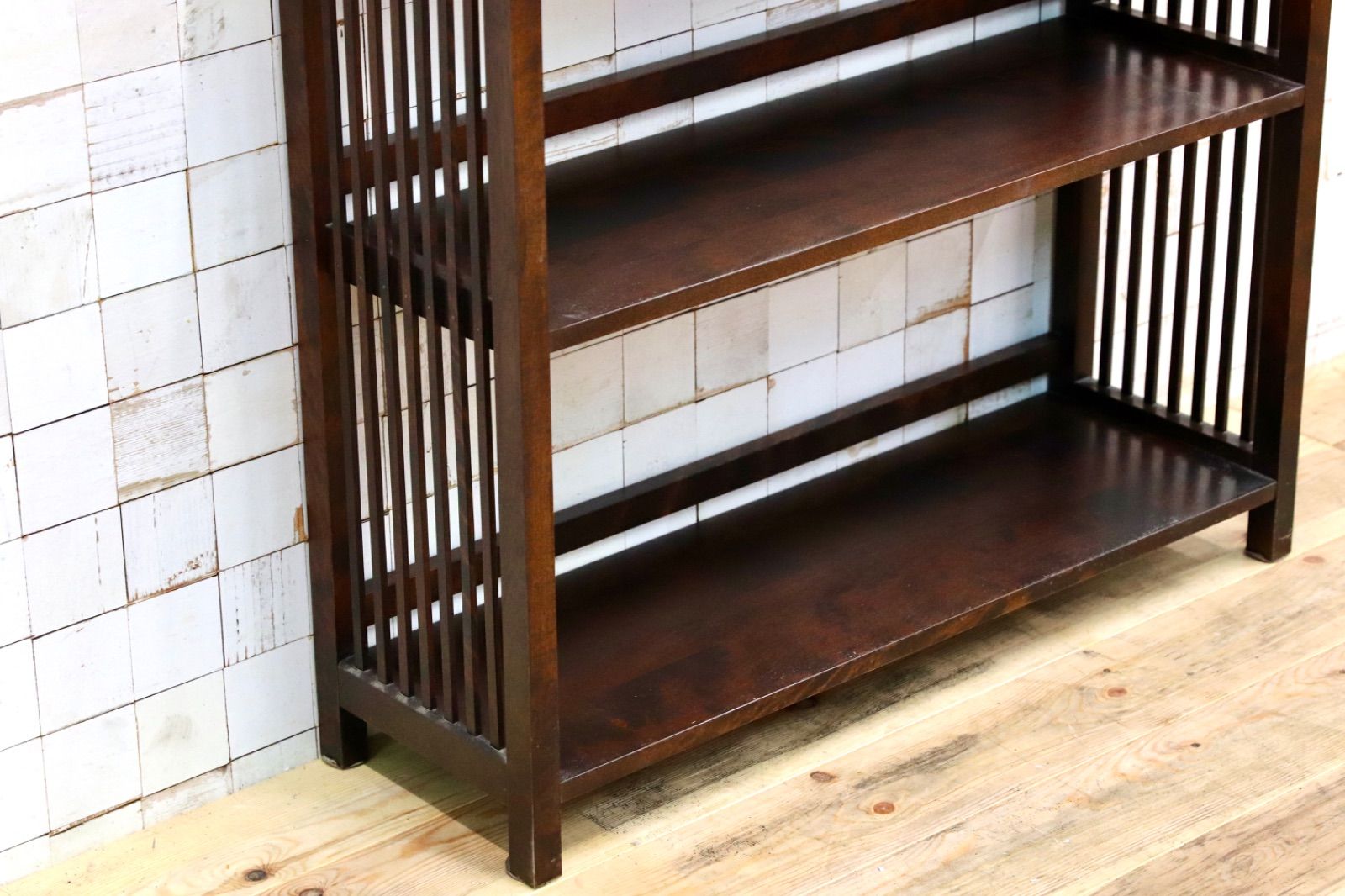 ブックシェルフ