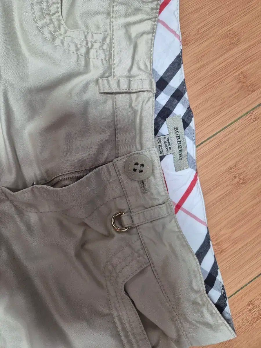 バーバリーキッズ 女の子用スカート