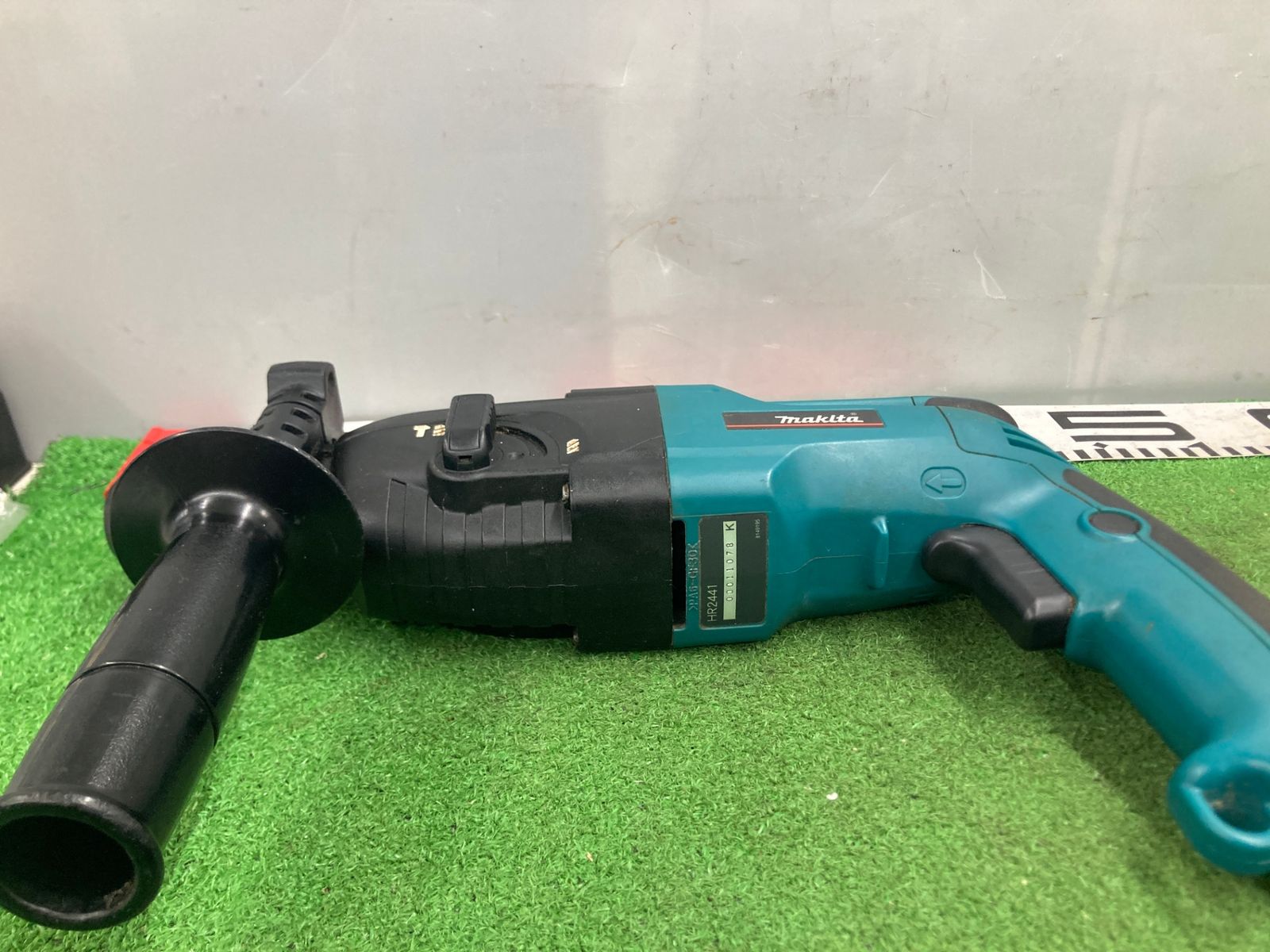 0922 makita
