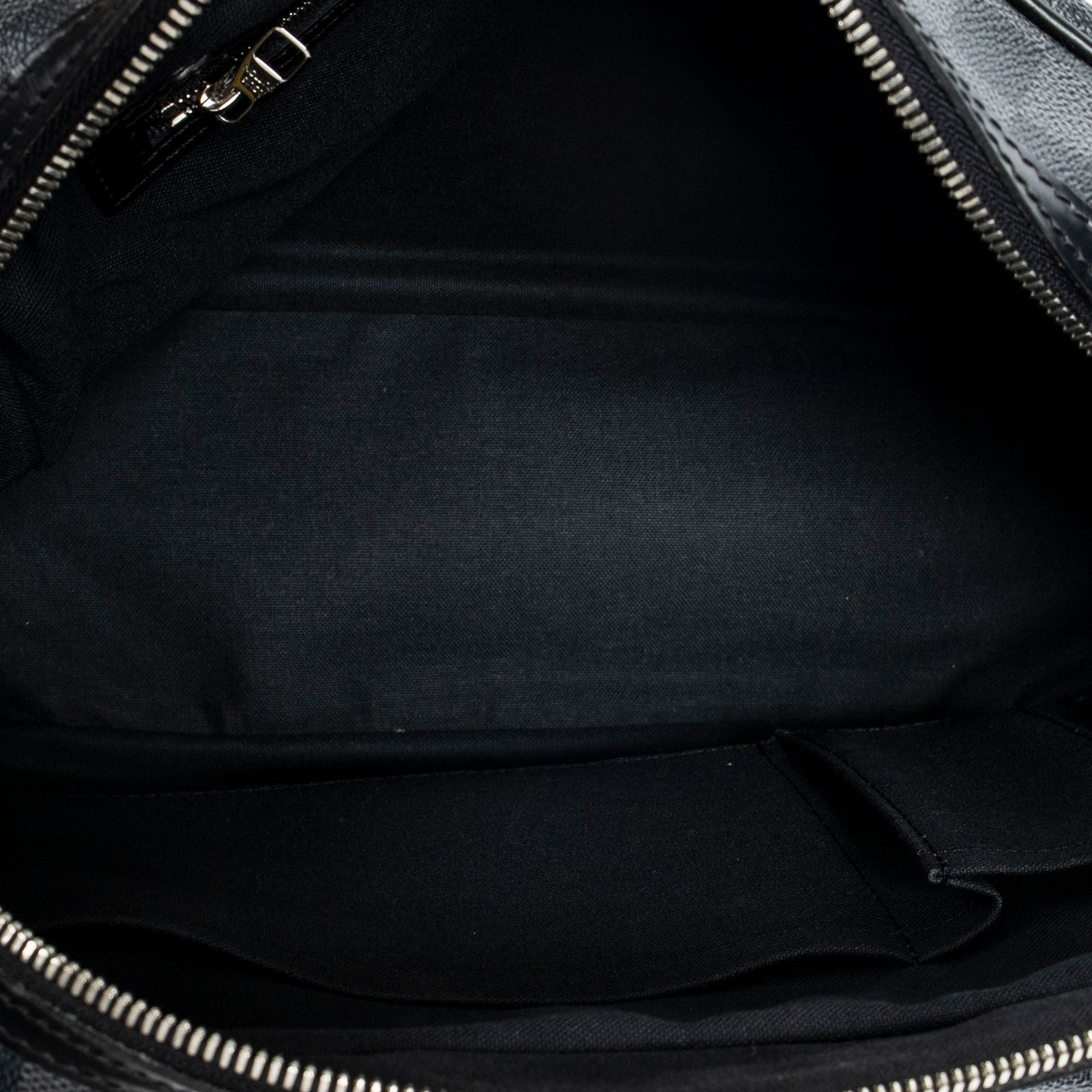 VUITTON ルイヴィトンイオメッセンジャー黒ダミエ