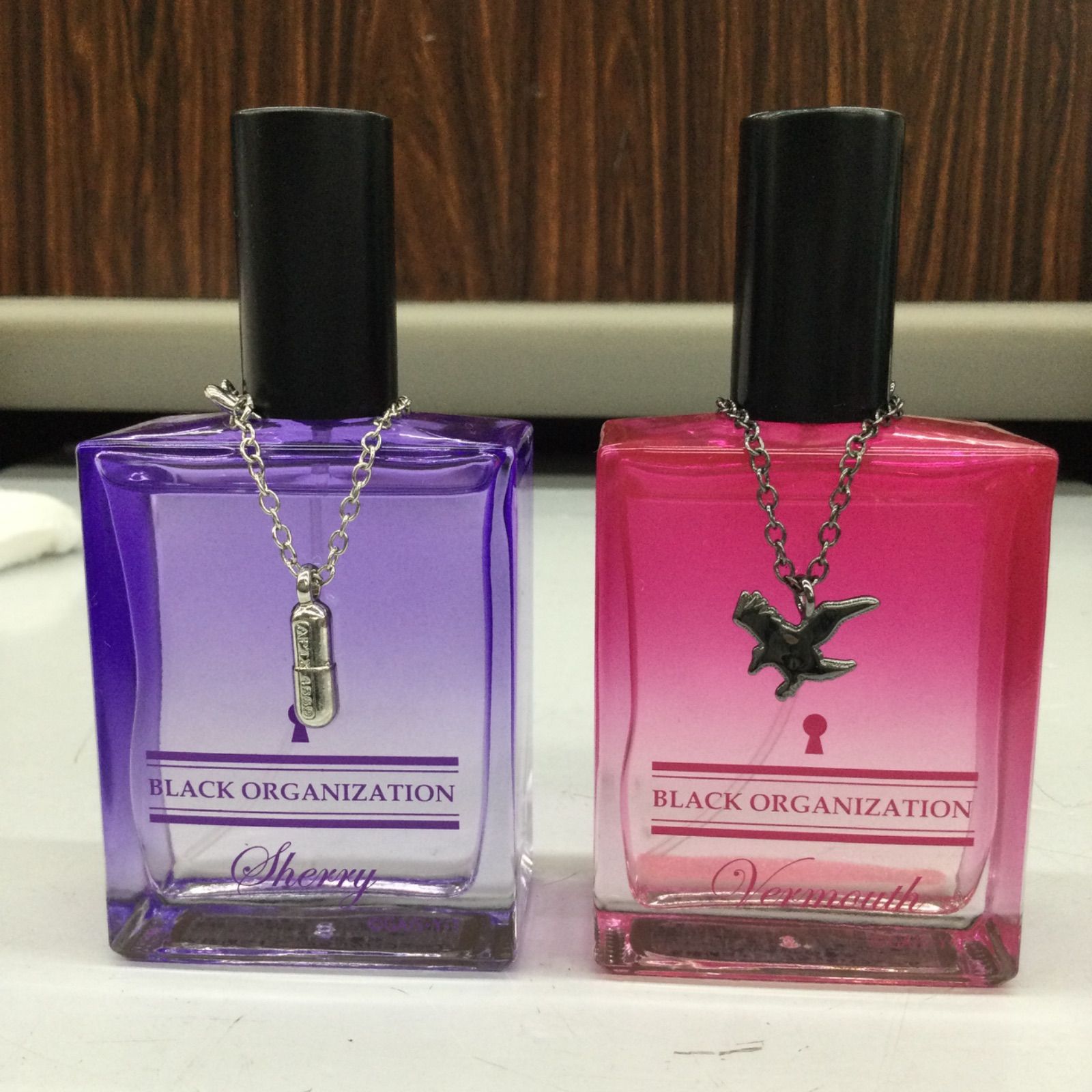 名探偵コナン バーボン ベルモット ブラックパフューム 香水 特別版 名