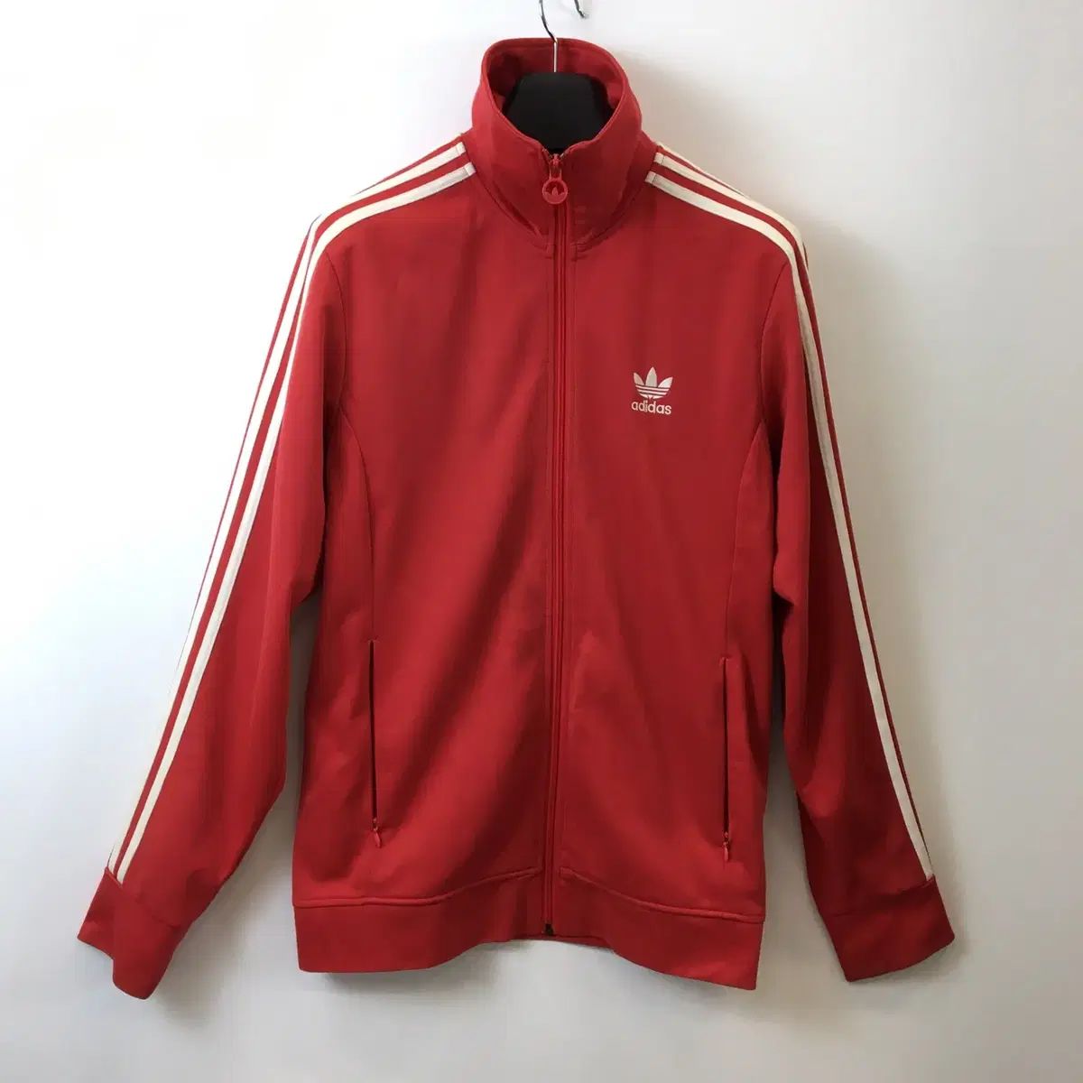 アディダス　刺繍　105 ファイアーバード　ジャージ　ジャケット　スポーツ　赤 アディダス ジャージ 105 アディダス 刺繍 105 ファイアーバード