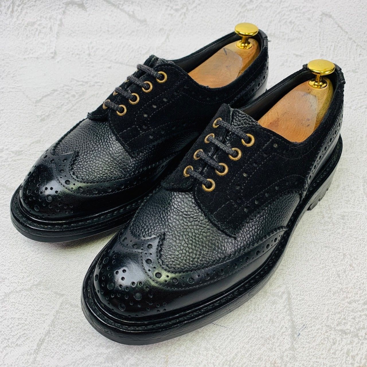 Tricker's グレインレザー　バートン　25.5-26 黒　コマンドソール Tricker's トリッカーズ BOURTON バートン ウイング 外羽根 グレイン