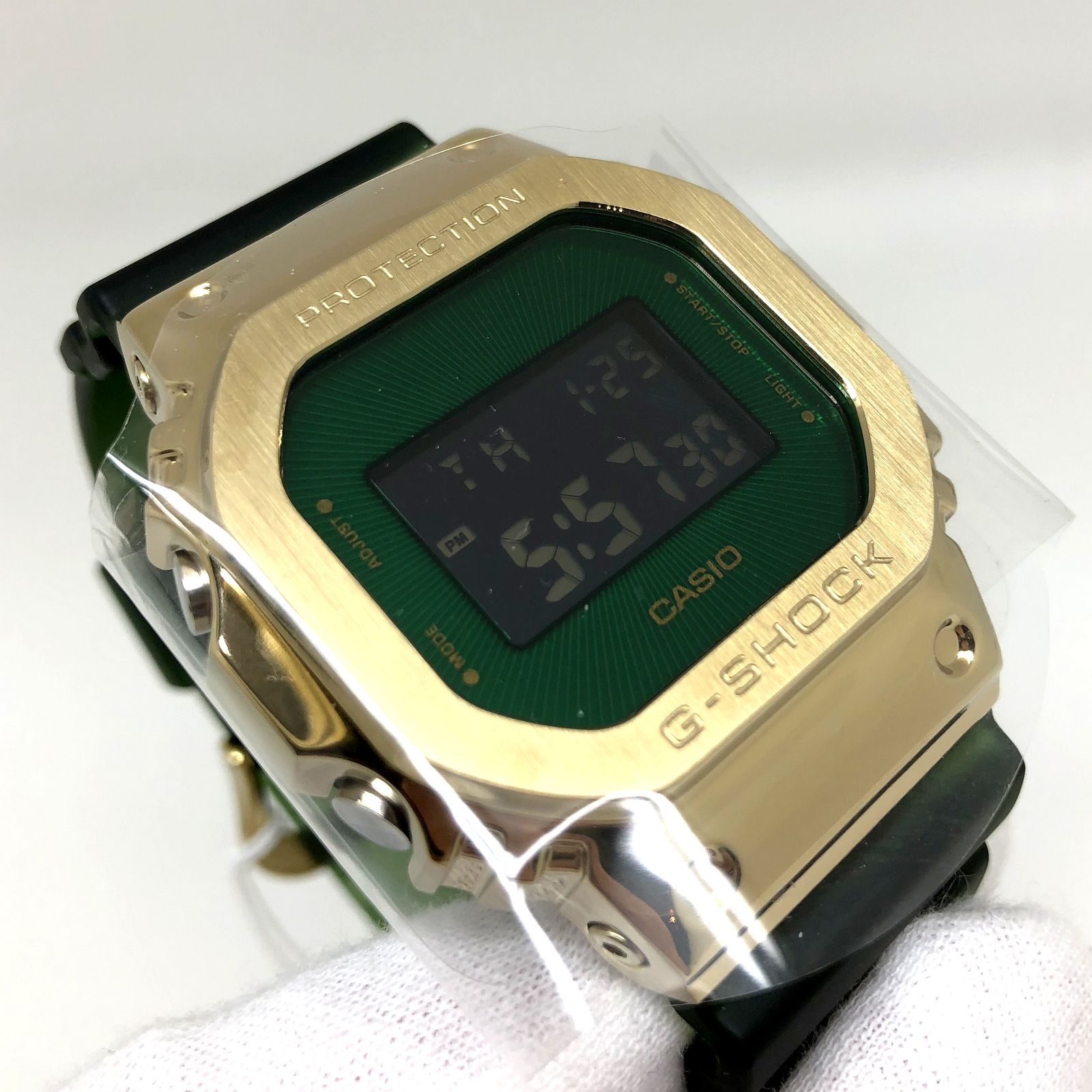 CASIO G-SHOCK ゴールド/グリーン 腕時計　GM-5600CL G-SHOCK ゴールドXグリーン GM-5600CL-3JF デジタル腕時計