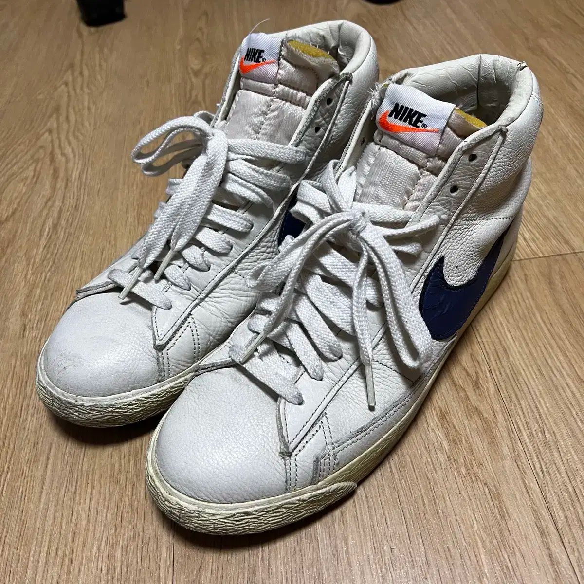 NIKE ナイキ sb ブレザー 275