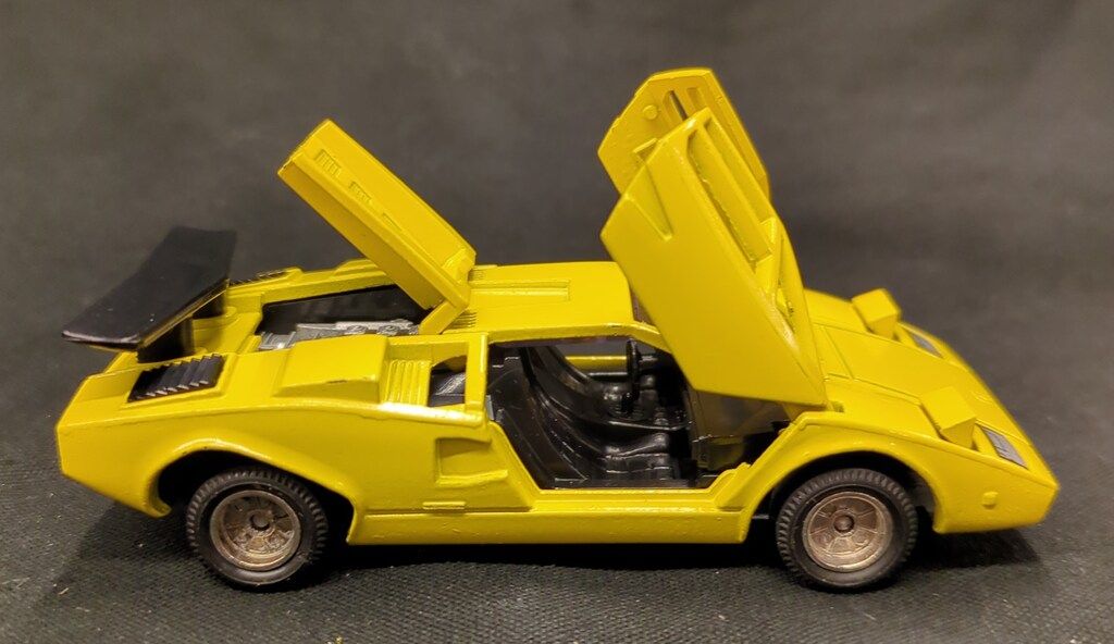 ヨネザワのミニカー　ダイヤペット　ランボルギーニ　カウンタック　LP500S希少 ヨネザワのミニカー ダイヤペット ランボルギーニ カウンタック LP500S