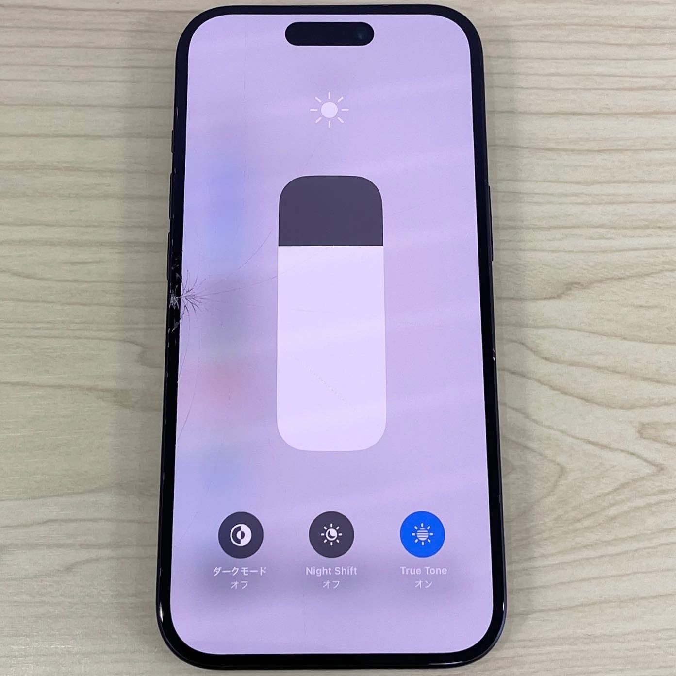 iPhone15 ジャンク品　画面割れ iPhone15 画面タッチパネル 純正品 ジャンク 画面割れ フロント
