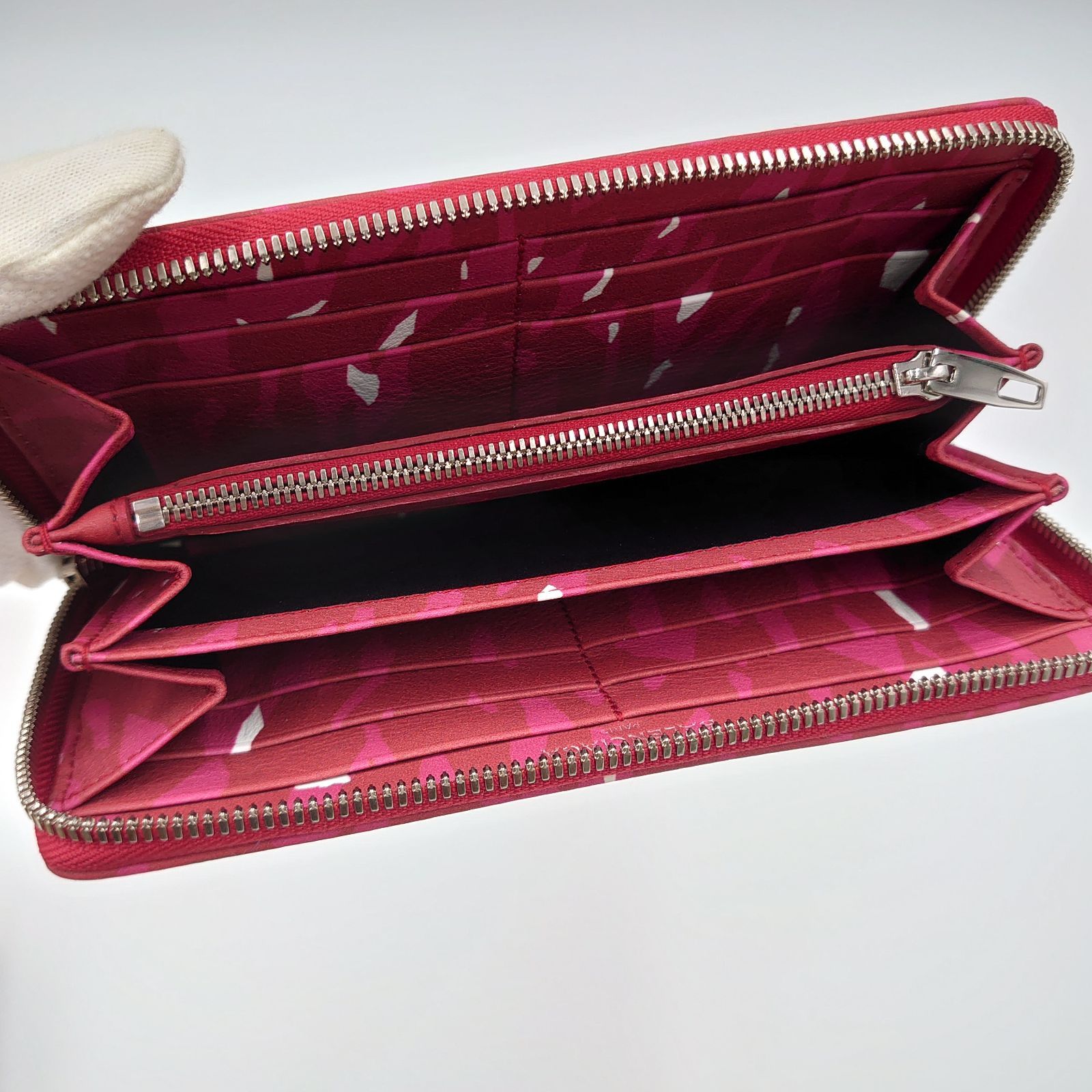 BALENCIAGA 長財布 ラウンドファスナー レザー レッド 392124 - メルカリ 