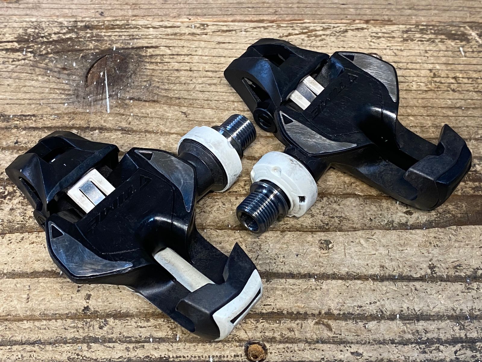 JE831 タイム TIME XPRO 15 ビンディングペダル チタンシャフト 黒白