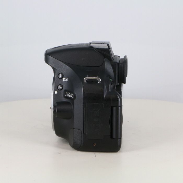 D5200