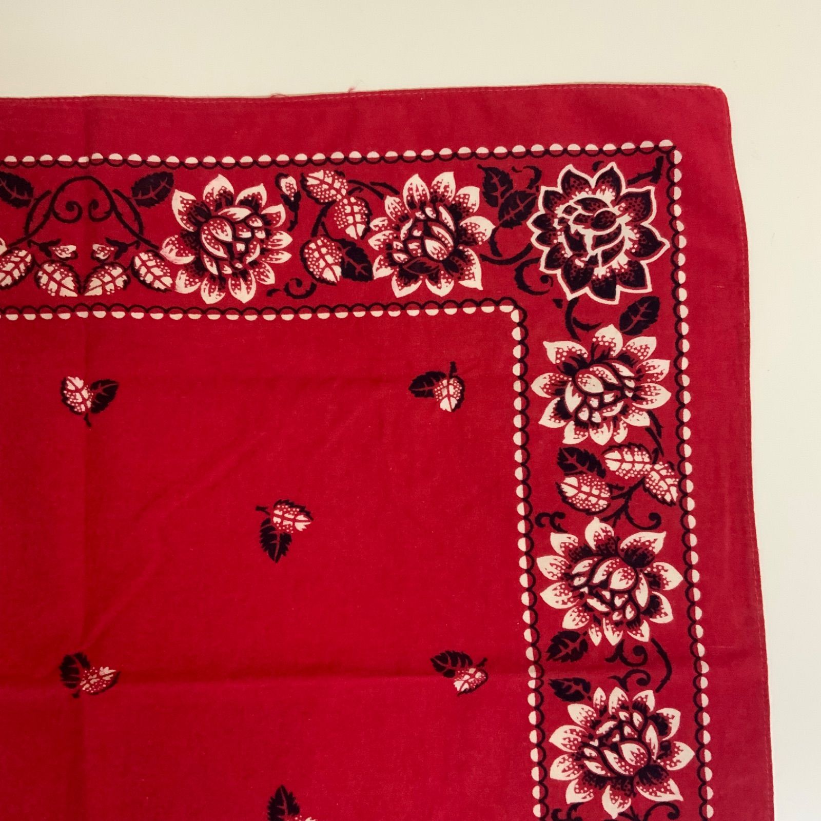 【REN 】②③③40s USA製 バンダナ ELEPHANT ゾウ 下鼻 Special】②③④40s USA製 バンダナ ELEPHANT ゾウ 下鼻 RN13962