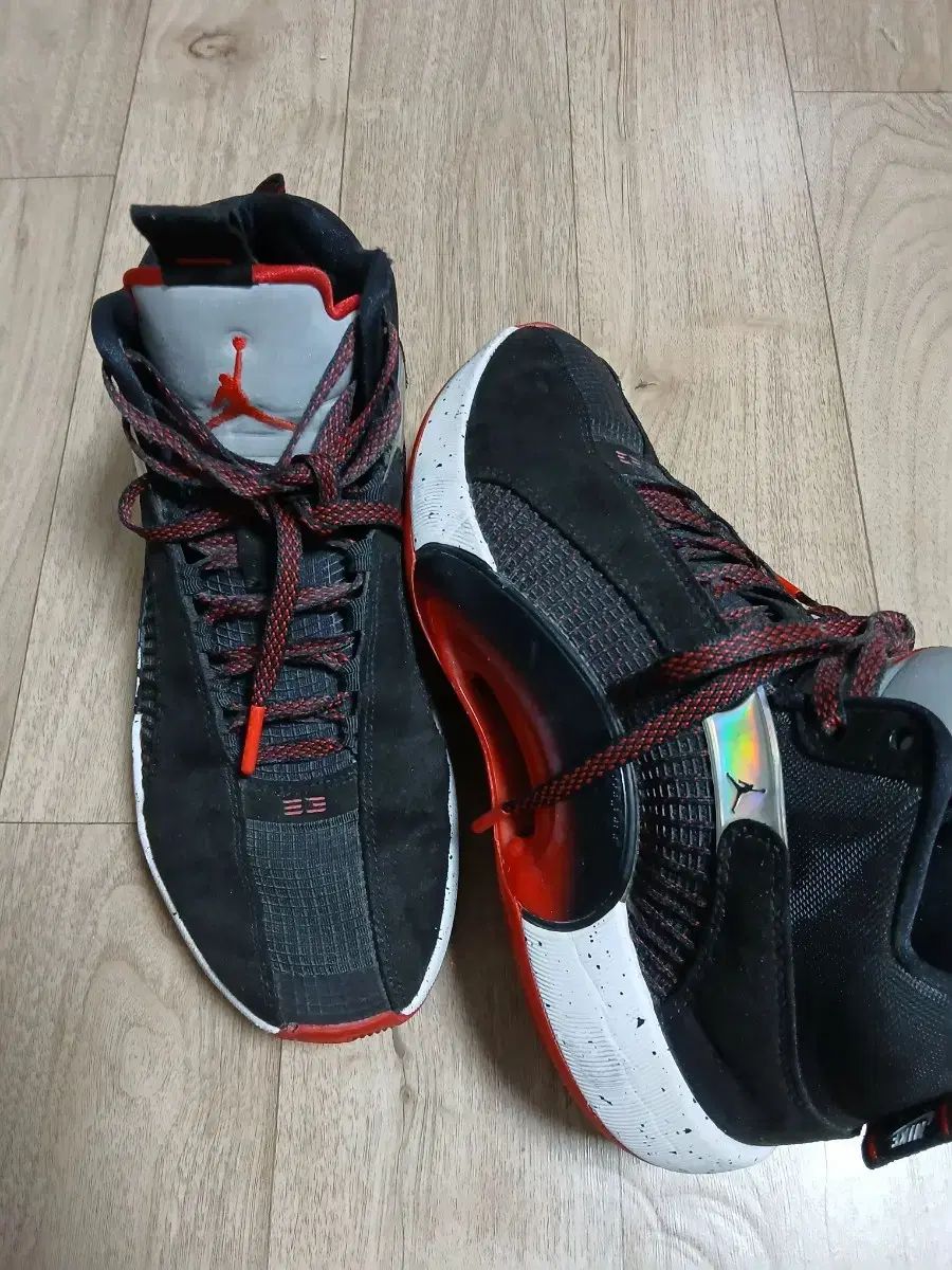 ナイキエアジョーダン 270