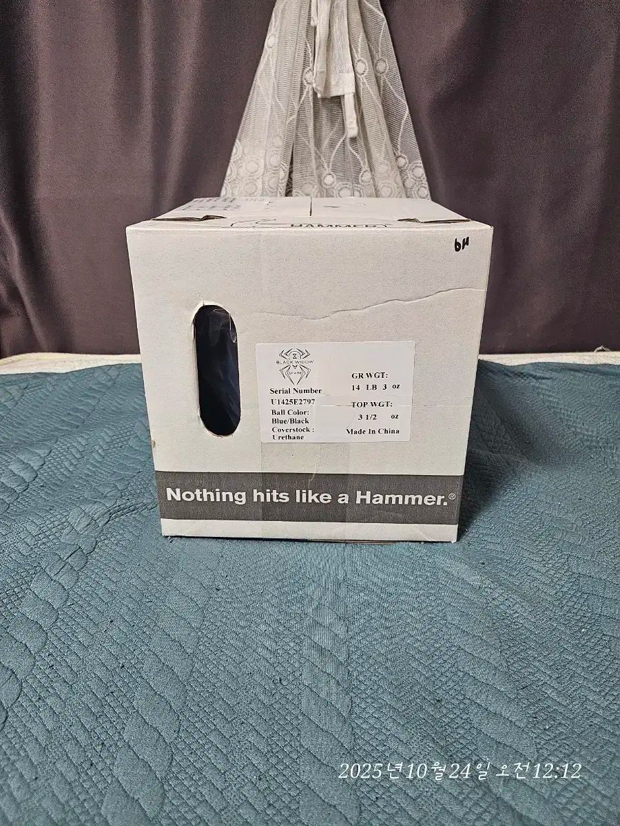 送料込み black widow ブラックウィドウ マニア スペアボール 新 ボーリング ボール