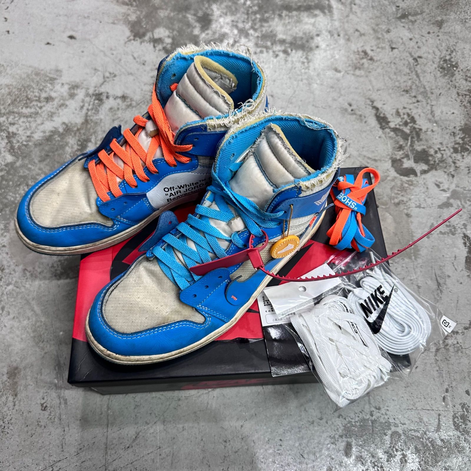 Off-White NIKE Air Jordan 1 High UNC コラボ ジョーダン1