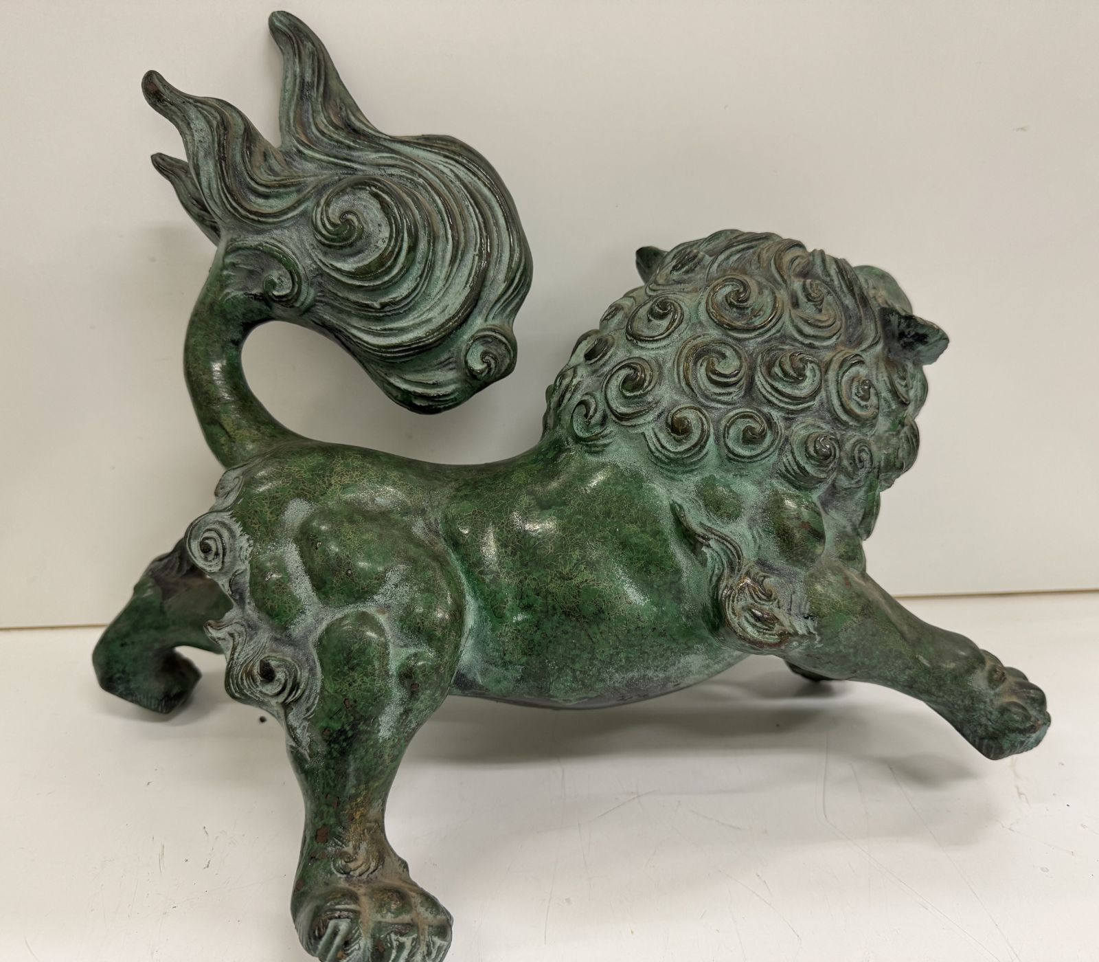 金属製 玉獅子 狛犬 - メルカリ