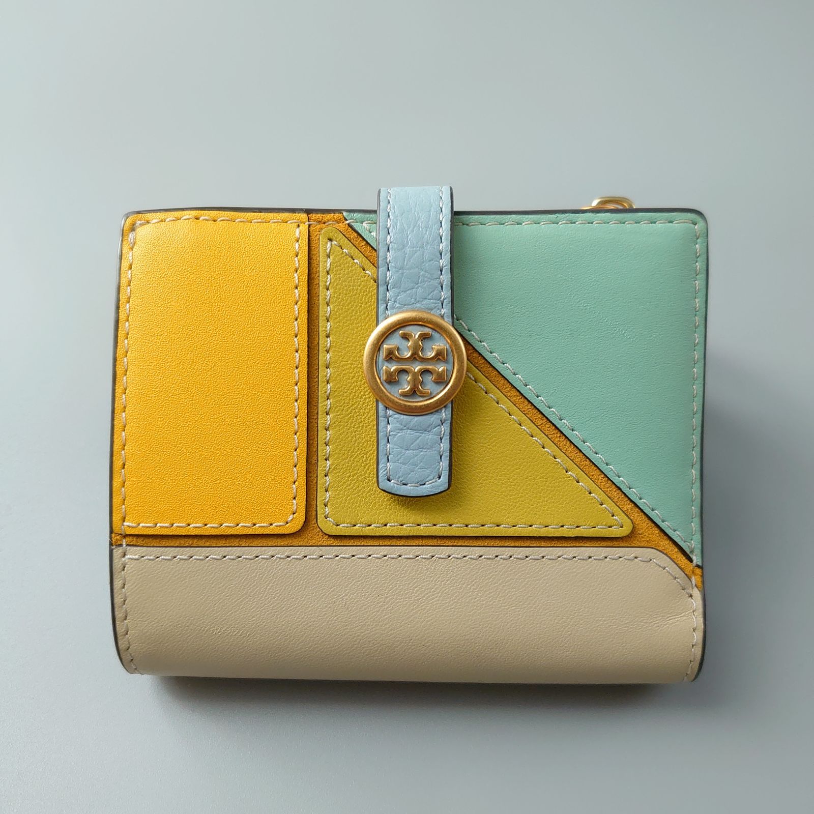 TORY BURCH トリーバーチ Walker Patchwork Mini Wallet Mint 二つ折り財布 ウォーカー パッチワーク ミニ  ウォレット ミント オールレザー マルチカラー カラーブロック ダブルTロゴ 水色 黄色 ロビンソン